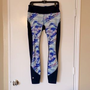 Athleta Mid-Rise, Full Length Leggings (Fleece Lined) Size M